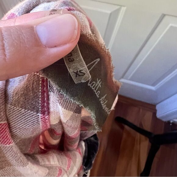 Aratta Silent Journey Floral Plaid Long Sleeve Pink Gray Button-Up Shirt Size XS - Picture 7 of 7